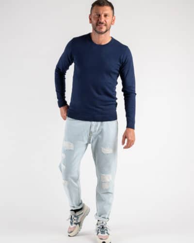 BERNA Girocollo basico in viscosa morbido Navy 1 PONT DENIM PONT DENIM Jeans cropped lavaggio chiaro con rotture YELAD 73 Azzurro