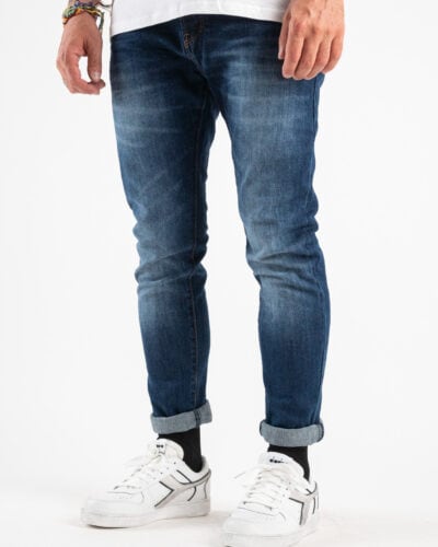 BERNA Jeans basico lavaggio scuro leggermente sfumato senza rotture 223034 Blu 3 BERNA BERNA Jeans basico lavaggio scuro leggermente sfumato senza rotture 223034 Blu