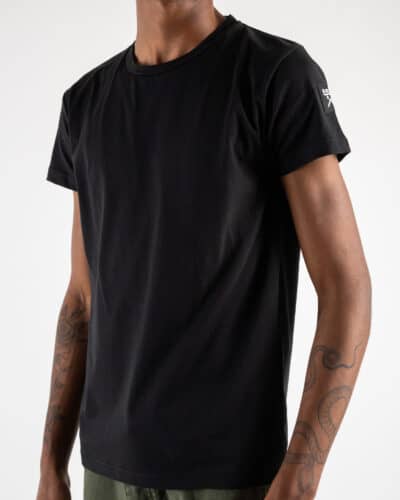 BERNA T shirt in cotone con logo sulla manica 220356 Nera 5 Saldi