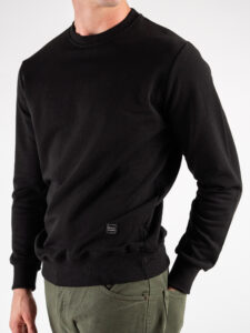 BL11 Felpa girocollo garzata con etichetta logo GIROBASIC Nera (4)