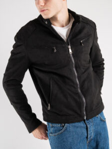 BL11 Giubbino biker in eco camoscio con collo coreana, zip e tasche frontali GUADALUPA Nero (6)