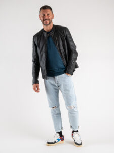 BL11 Giubbino biker in ecopelle con collo coreana, zip e tasche frontali ANTIGUA Nero (9)