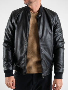 OVER-D Bomber in ecopelle con tasche frontali, zip e polsini J01 Nero (4)