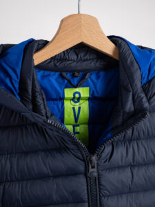 OVER-D Piumino leggero bicolore con cappuccio J02 BluRoyal (3)