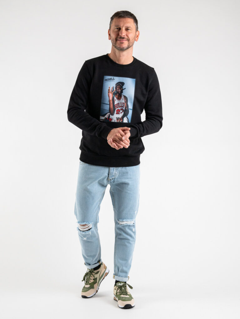 RESELL Felpa girocollo felpata con stampa JORDAN SIGARO 77 Nera Prezzo 0 00 Estasi Fashion