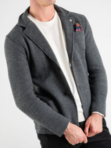 V2 Giacca in maglia misto lana merino con pochette GULPOPE Grigia (3)