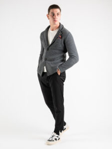 V2 Giacca in maglia misto lana merino con pochette GULPOPE Grigia (9)