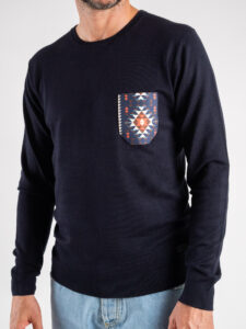 V2 Maglione girocollo basico con taschino AZTECO 23 Blu (4)