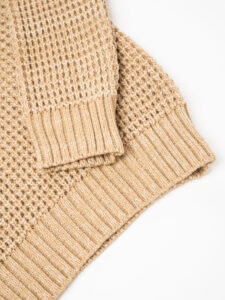 V2 Maglione girocollo misto lana con taschino PATCHWORK 22 Cammello (1)
