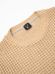 V2 Maglione girocollo misto lana con taschino PATCHWORK 22 Cammello (7)