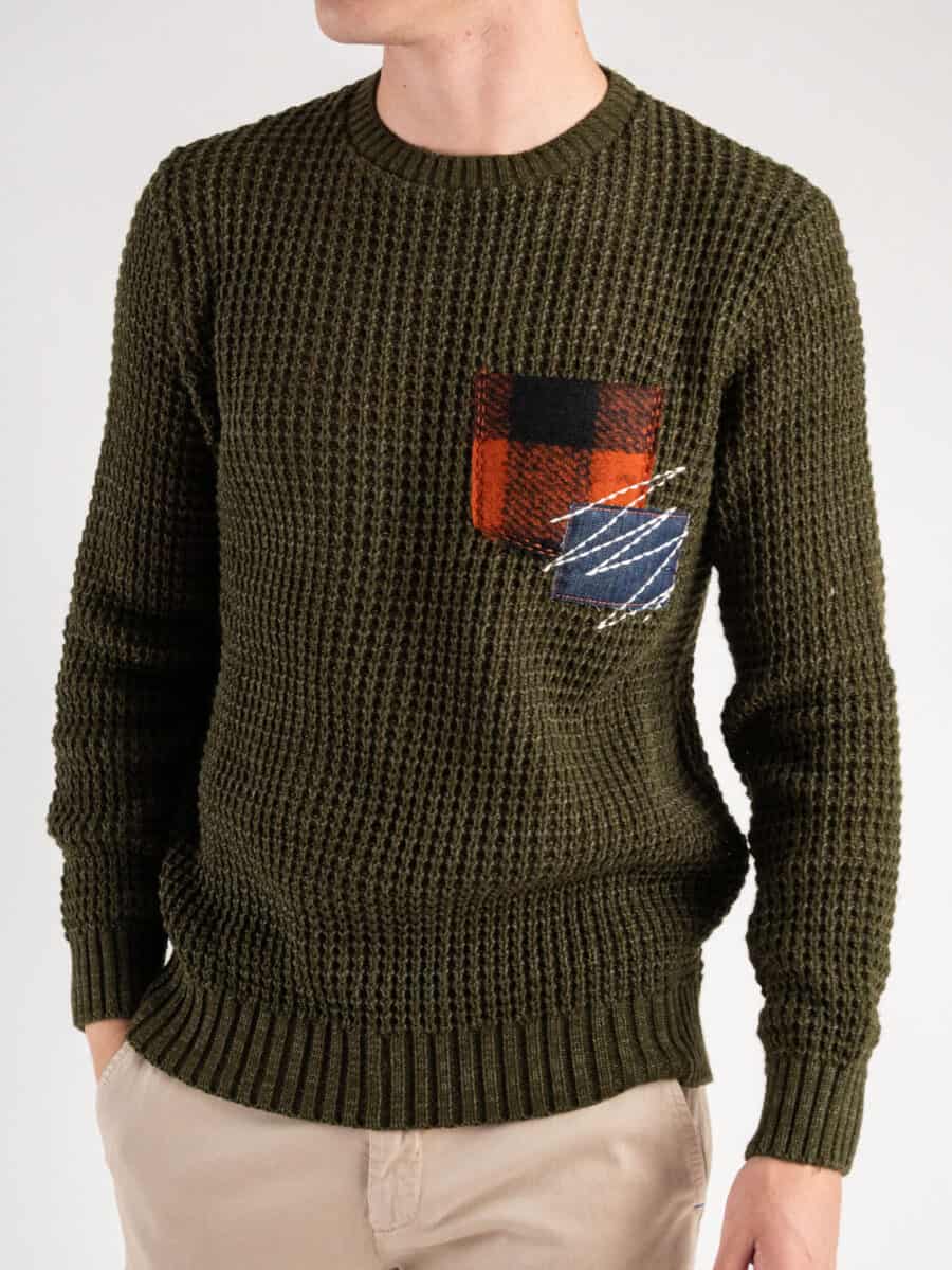 V2 Maglione girocollo misto lana con taschino PATCHWORK 22 Militare