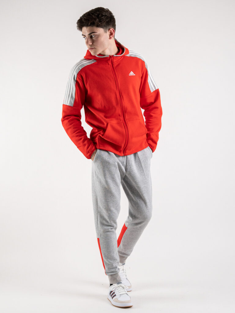 ADIDAS Felpa con zipcappuccio e logo HI5397 Rossa 9 ADIDAS ADIDAS Felpa rossa con capuccio e zip, logo e fasce grigie HI5397