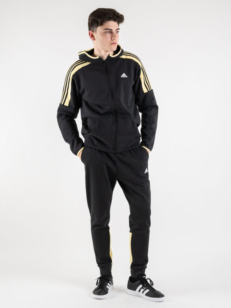 ADIDAS Felpa con zipcappuccio e logo HK4460 Nera 7 ADIDAS ADIDAS Felpa nera con cappuccio e zip, logo e fasce gialle HK4460