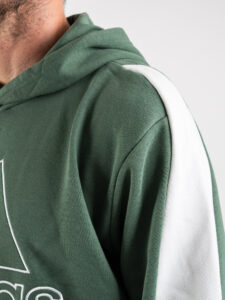 ADIDAS Felpa garzata con cappuccio e logo HM7876 Verde (2)