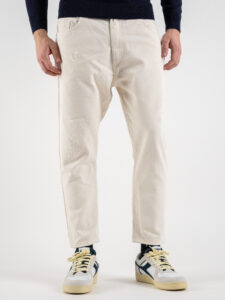 BERNA Jeans cropped con rotture chiuse 223033 Latte (2)