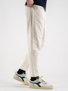 BERNA Jeans cropped con rotture chiuse 223033 Latte (3)