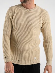 BL11 Maglione girocollo a costine con piccole rotture su collo, polsini e fondo KIR Beige (7)