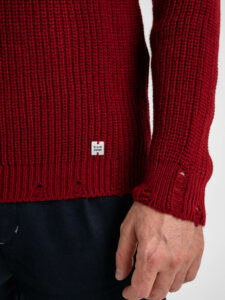 BL11 Maglione girocollo a costine con piccole rotture su collo, polsini e fondo KIR Bordeaux (6)