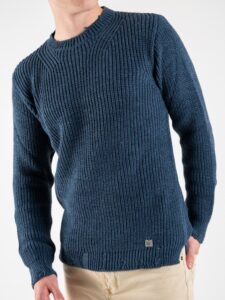 BL11 Maglione girocollo a costine con piccole rotture su collo, polsini e fondo KIR Jeans (3)