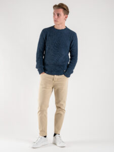 BL11 Maglione girocollo a costine con piccole rotture su collo, polsini e fondo KIR Jeans (7)