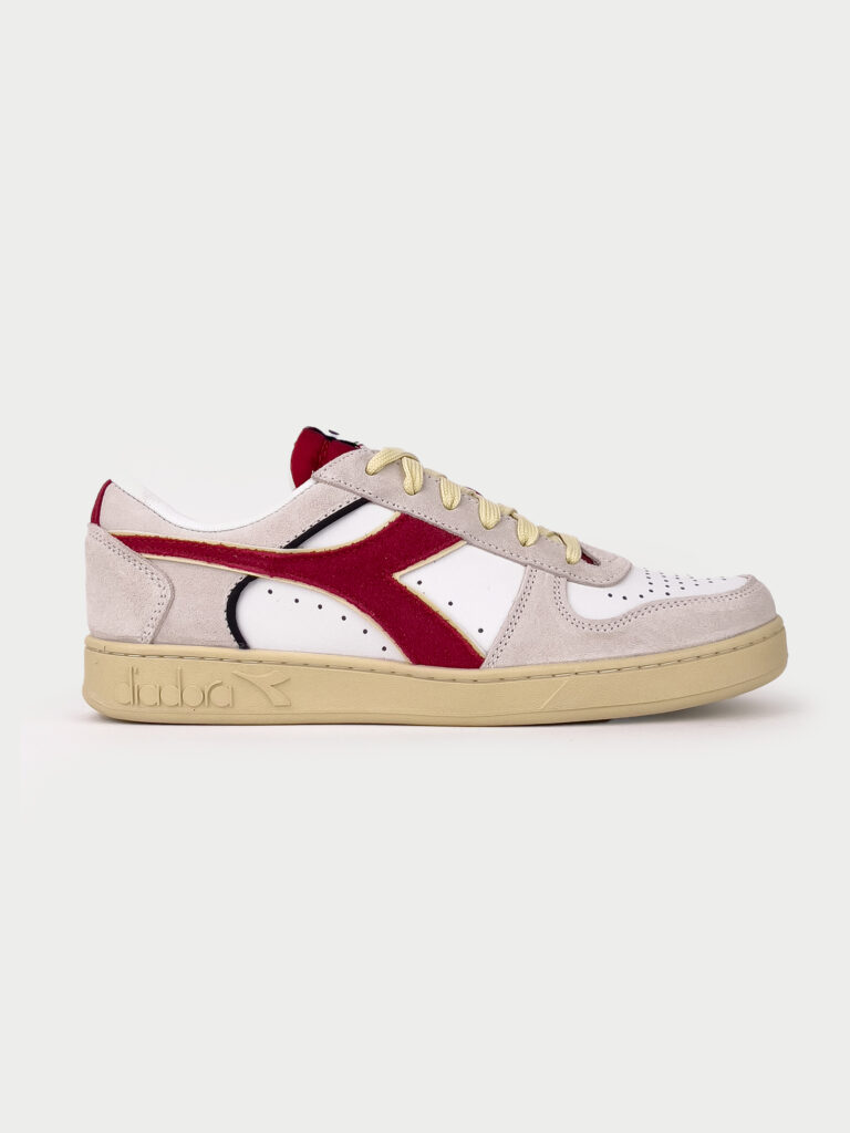 DIADORA Magic Basket Low Suede Leather WhiteChili Peppers5 DIADORA DIADORA Magic Basket Low Suede Leather White/Chili Peppers