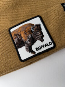 GOORIN BROS Cuffia con patch stampa bufalo BUFFALO Cammello (1)