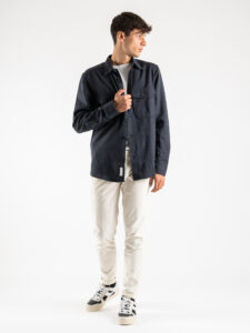 ONLY&SONS Camicia in flanella tinta unita con tasche MILO 22020603 Dark Navy (4)