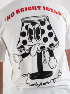ONLY&SONS T-shirt in cotone con stampa lampada fronteretro SMITH 22024277 Cloud Dancer (1)