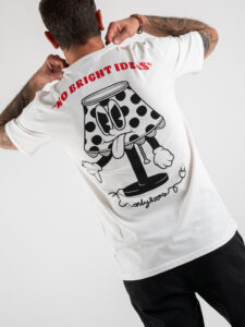 ONLY&SONS T-shirt in cotone con stampa lampada fronteretro SMITH 22024277 Cloud Dancer (5)