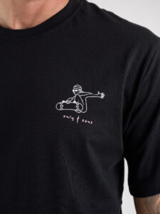 ONLY&SONS T-shirt in cotone con stampa skater fronteretro SMITH 22024277 Black (3)