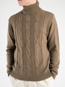 AKIRO’ Dolcevita in maglia con trecce TF188 Tortora (2)