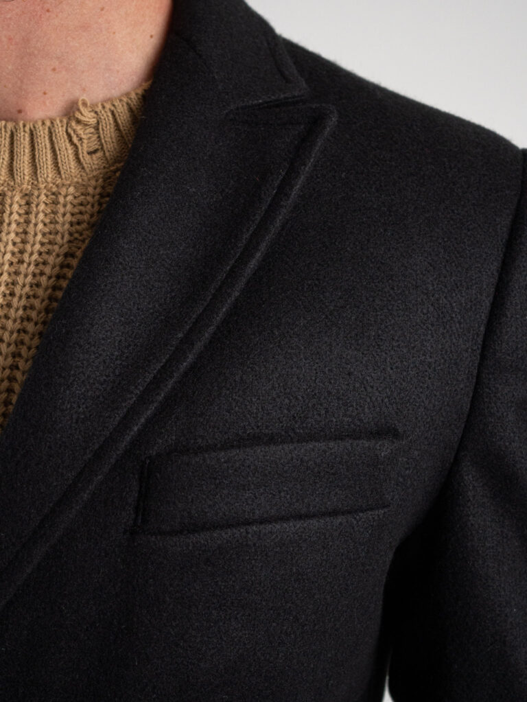 BL11 Cappotto morbido con collo a V e taschino BL1915 Nero 1 BL.11 BL11 Cappotto morbido con collo a V e taschino BL1915 Nero