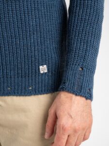 BL11 Dolcevita in maglia a costine con rotture BACARDI Denim (3)