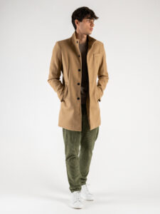 Cappotto basico con collo coreana e taschino CAP2202 Cammello (2)