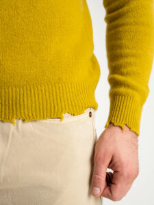 IMPERIAL Maglione misto lana con piccole rotture sul collo e fondo M6407K108 Ocra (1)