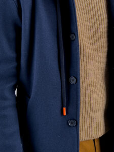MOD Cappotto con cappuccio e bottoni frontali GP:2033 Blu2