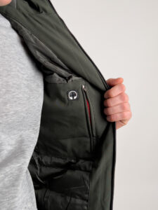 Giubbino tecnico con cappuccio e tasche frontali H3351 Verde4
