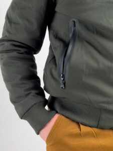Giubbino tecnico con cappuccio e tasche frontali H3351 Verde5