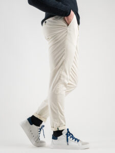 BERNA Pantalone chinos slim PE Panna (6)