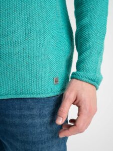 BL11 Maglione girocollo leggero a nido d’ape bottonato 11BL402G7 Smeraldo (4)