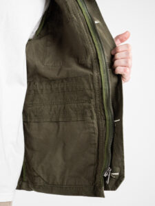 Giacchetta leggera stile militare con tasconi frontali BG0115 VERDE12