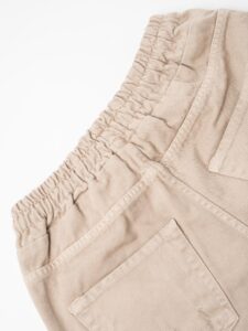 Jeans leggero cropped con coulisse e rotture CR2307 Sabbia221