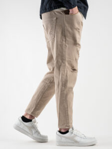 Jeans leggero cropped con coulisse e rotture CR2307 Sabbia3