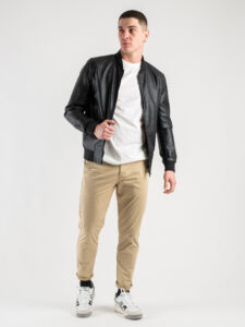OVER-D Bomber in ecopelle con tasche frontali, zip e polsini SSJ05 Nero (11)