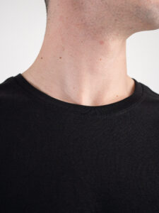 OVER-D T-shirt tg.unica over tinta unita in cotone T04 Nera3