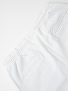 V2 Jeans DRILL con coulisse, piccole graffiature, pacht laterali e catenella Panna2