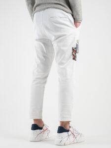 V2 Jeans DRILL con coulisse, piccole graffiature, pacht laterali e catenella Panna5