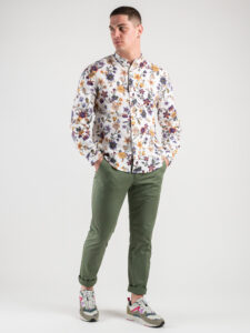 BERNA Camicia floreale 100% Lino con collo coreana 230138 Bianca1
