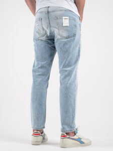 BERNA Jeans chiaro slavato con rotture 230171 Azzurro2