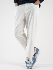 BERNA Pantalone basico in cotone leggero 210194 Latte6